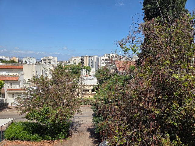דירה, מרכז העיר, קרית אתא