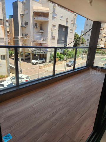 חיים צבי גרינשטיין 
