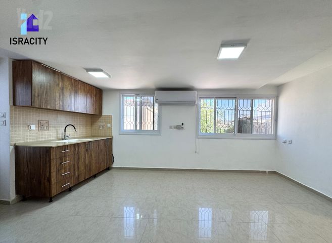 יחידת דיור להשכרה בבית שמש (תיווך) — 2