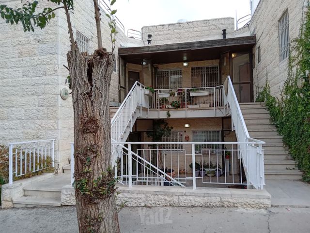 דירה להשכרה בירושלים (תיווך) — 2