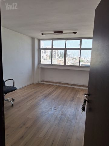 משרדים, מרכז, קרית עבודה, חולון