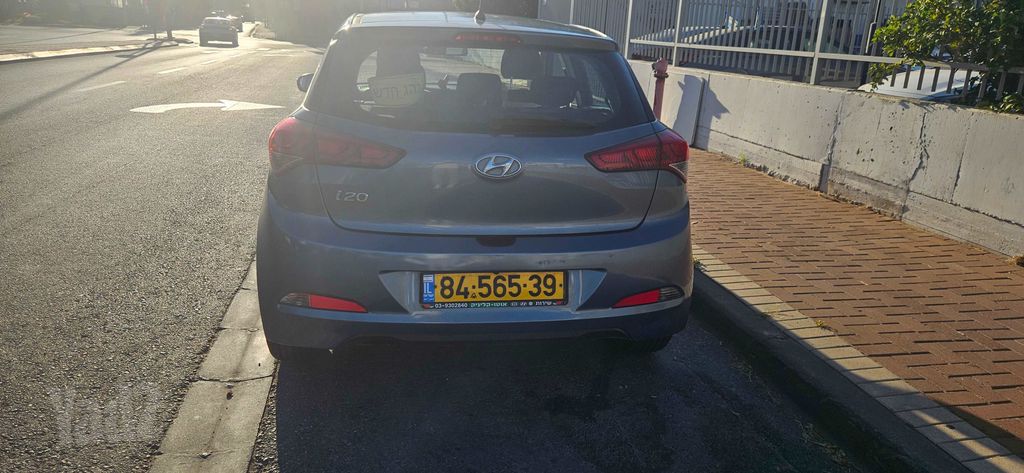מודעת רכב יונדאי i20