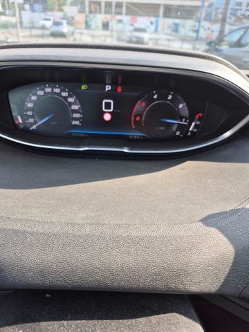 מודעת רכב פיג'ו 5008