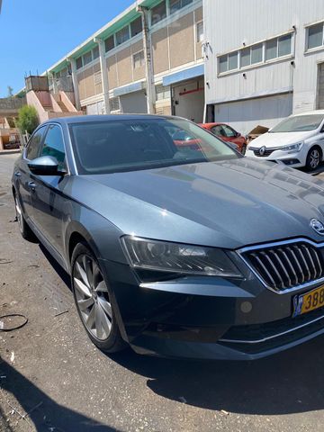 מודעת רכב סקודה סופרב