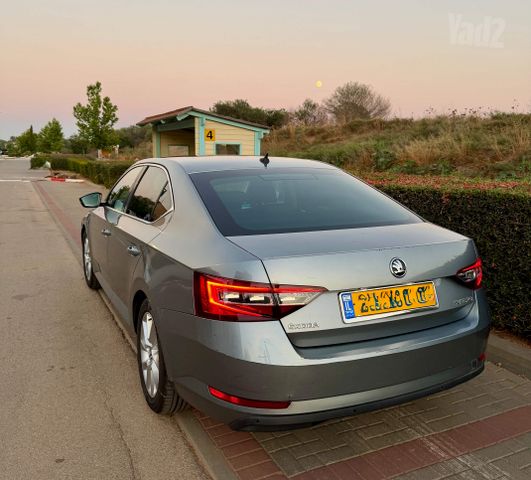 מודעת רכב סקודה סופרב