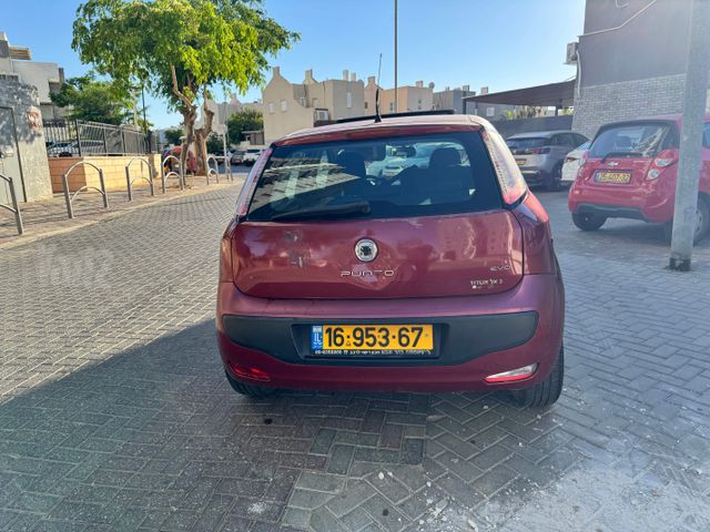 מודעת רכב פיאט פונטו