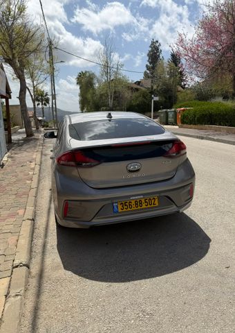 מודעת רכב יונדאי איוניק