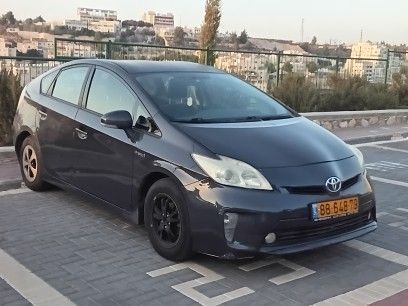 מודעת רכב טויוטה פריוס