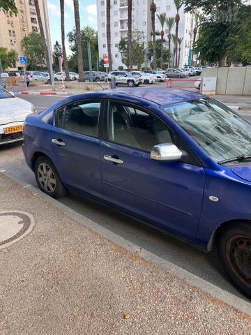 מודעת רכב מאזדה 3