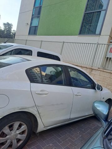מודעת רכב מאזדה 3