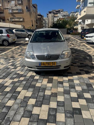 מודעת רכב טויוטה קורולה
