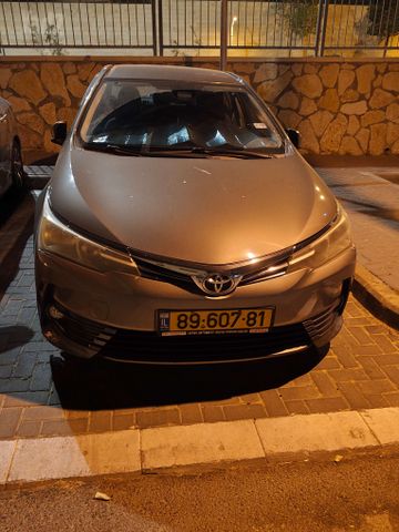מודעת רכב טויוטה קורולה