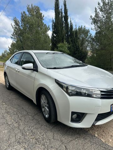 מודעת רכב טויוטה קורולה