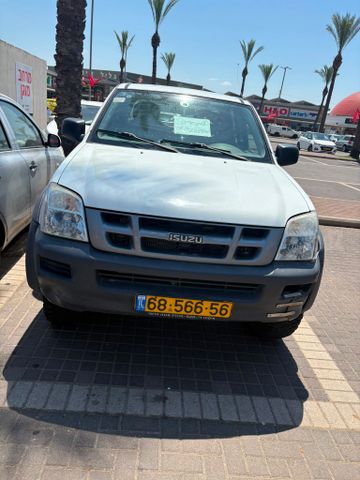 מודעת רכב איסוזו די-מקס