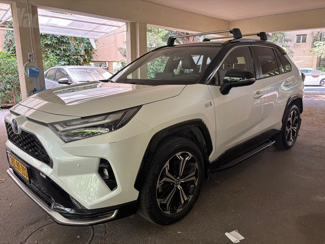 מודעת רכב טויוטה RAV4