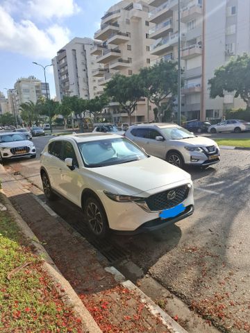 מודעת רכב מאזדה CX-5