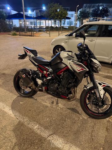 מודעת רכב קאוואסאקי Z900