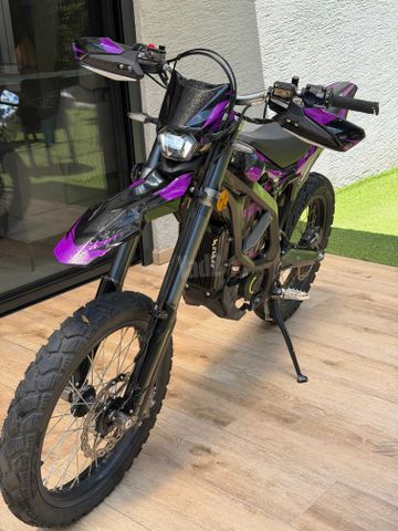 מודעת רכב סורון ULTRA BEE T