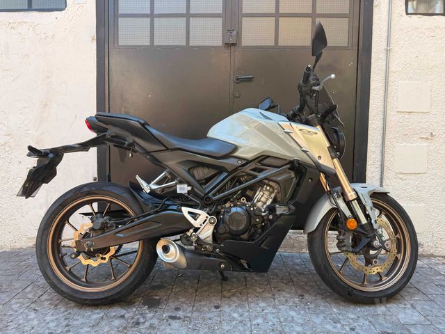 מודעת רכב הונדה CB125R