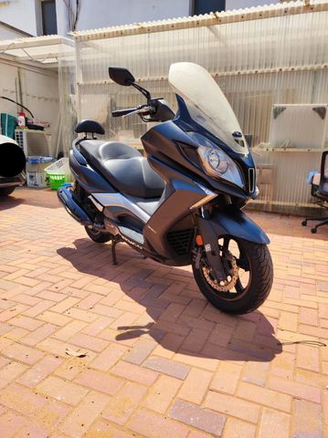 מודעת רכב קימקו דאון-טאון 350