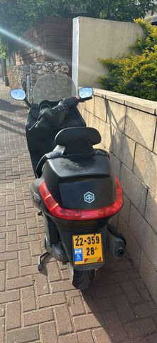 מודעת רכב פיאג'ו X-Evo 250
