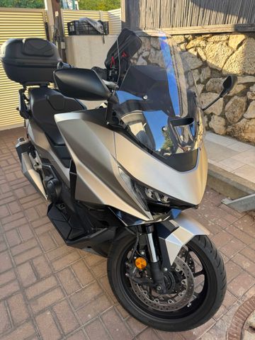 מודעת רכב הונדה FORZA750