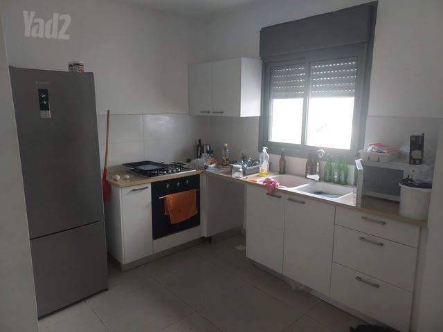 אחדות 22