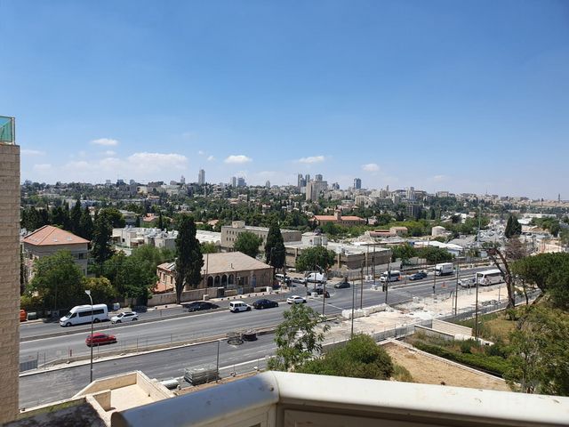 דירה למכירה בירושלים (תיווך) — 5