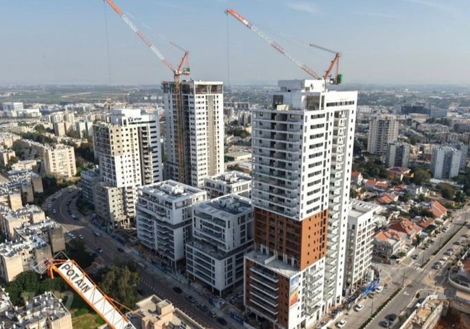 זלמן שניאור 16