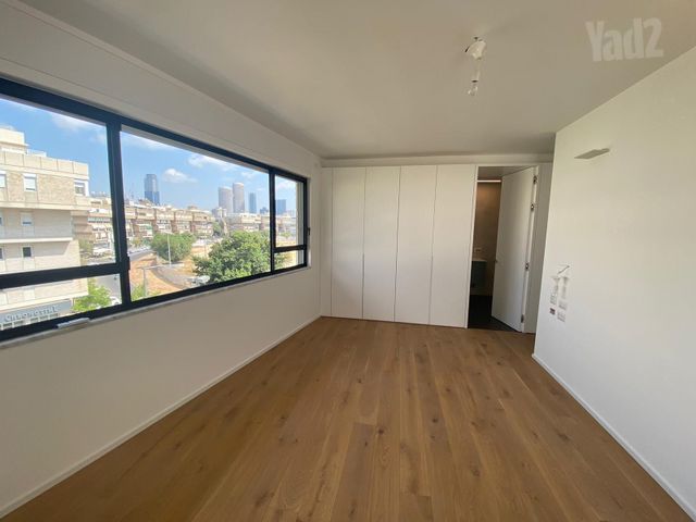 דירה להשכרה בתל אביב יפו (תיווך) — 2