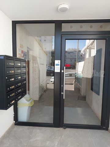 אדמונית 