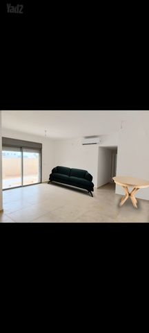 דירת גן, בצוותא, חריש