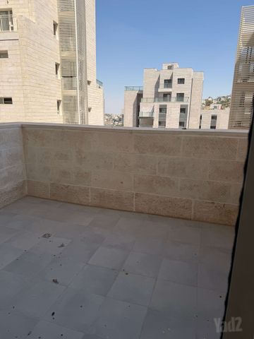 דירה להשכרה בירושלים (תיווך) — 5