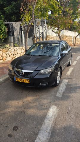 מודעת רכב מאזדה 3