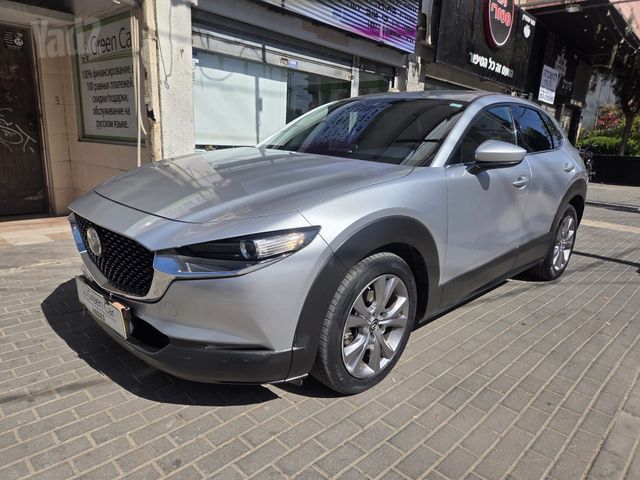 מודעת רכב מאזדה CX-30