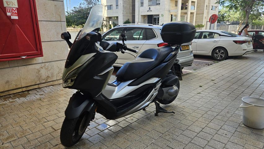 מודעת רכב הונדה FORZA300