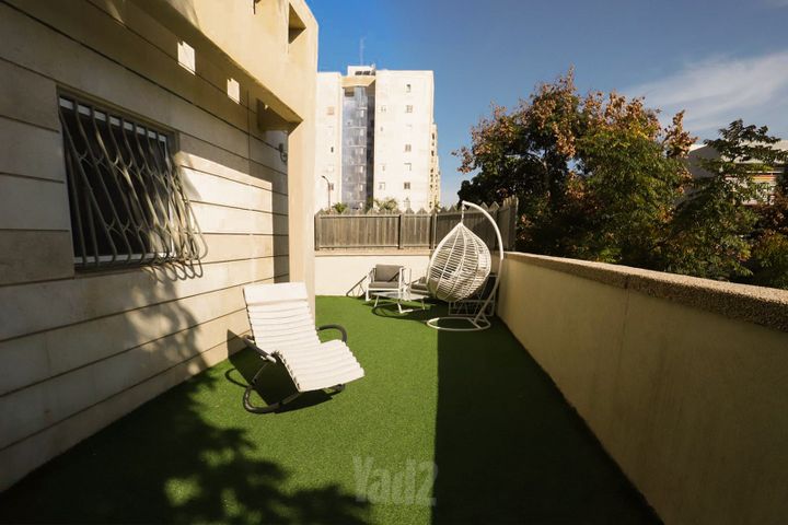 הר הצופים 27