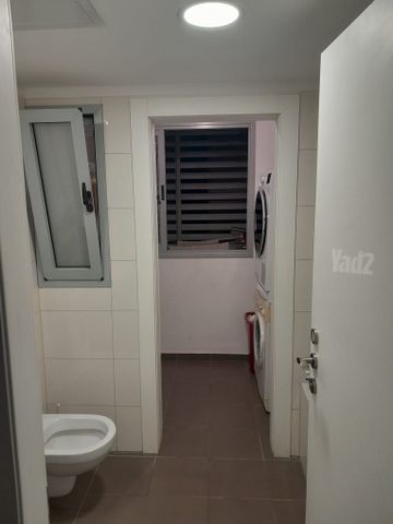 נתן אלתרמן 9