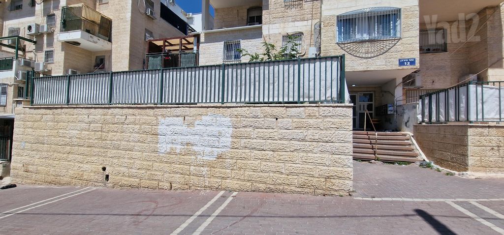 שדרות נהר הירדן 124