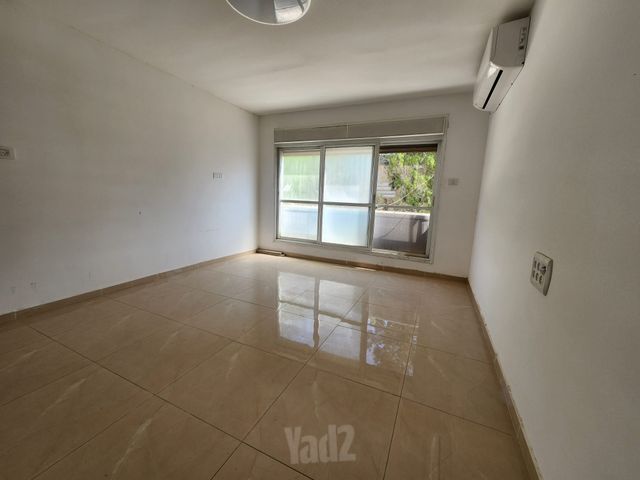 שדרות דואני 15