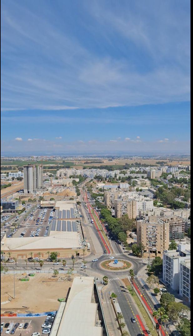 ז'בוטינסקי 45