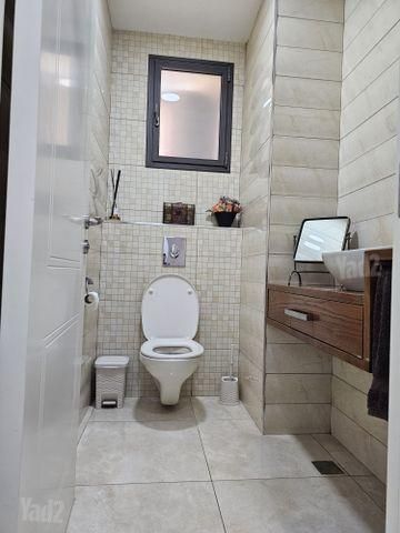בית פרטי/ קוטג' להשכרה בנווה מיכאל — 2