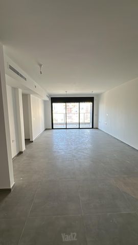 דירה להשכרה בתל אביב יפו — 4