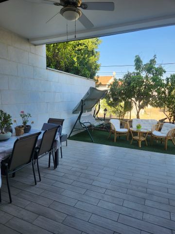 צביה לובטקין 19