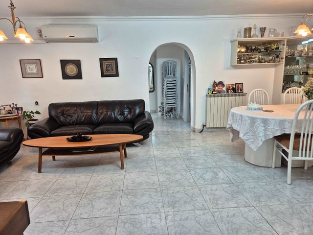 דירה למכירה בירושלים (תיווך) — 3