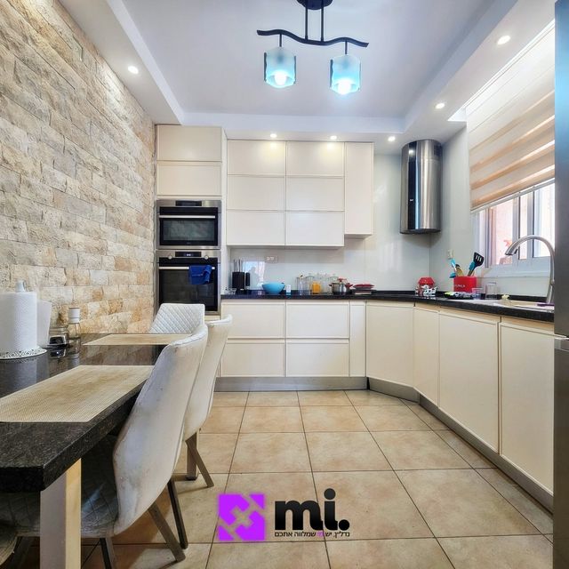 דו משפחתי למכירה בבית שמש (תיווך) — 3