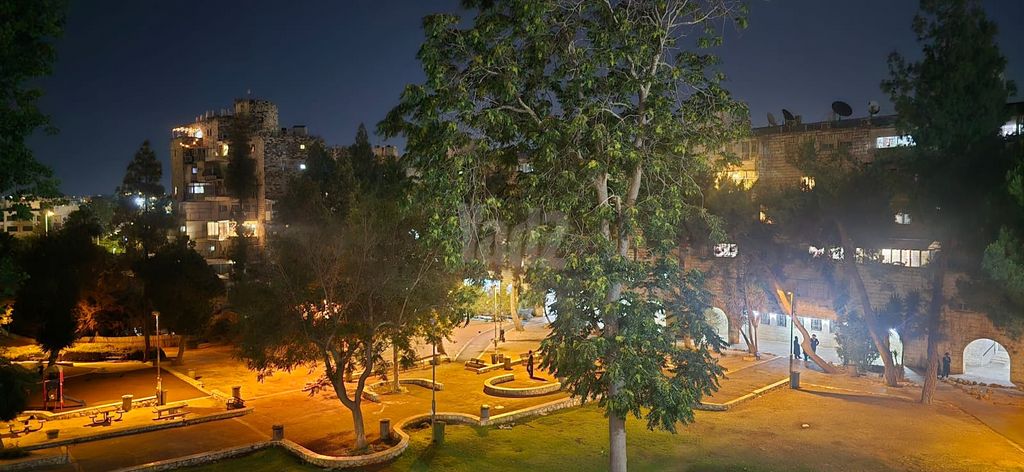 דירה למכירה בירושלים (תיווך) — 4