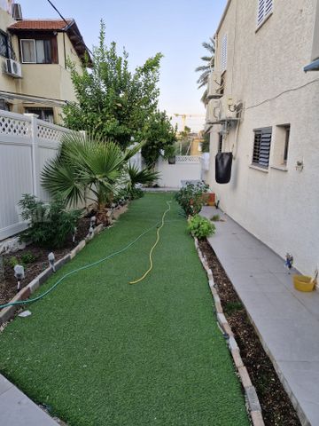 דירת גן, שיכון א, טבריה