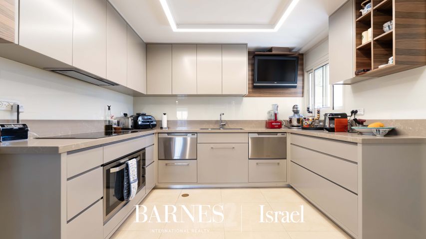 גג/ פנטהאוז למכירה בירושלים (תיווך) — 5
