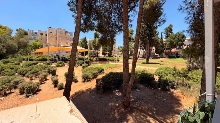 דירה למכירה בירושלים (תיווך) — 3